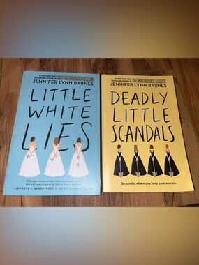 Jennifer Lynn Barnes books English book 1,2